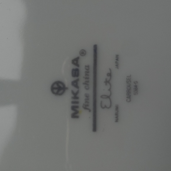 Mikasa Elite Carrousel 10" plate - Picture 2 of 3